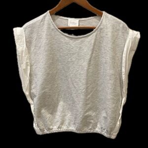 Sundays by Wearesundays cropped swhort-sleeved sweatshirt. Gray/White Size L